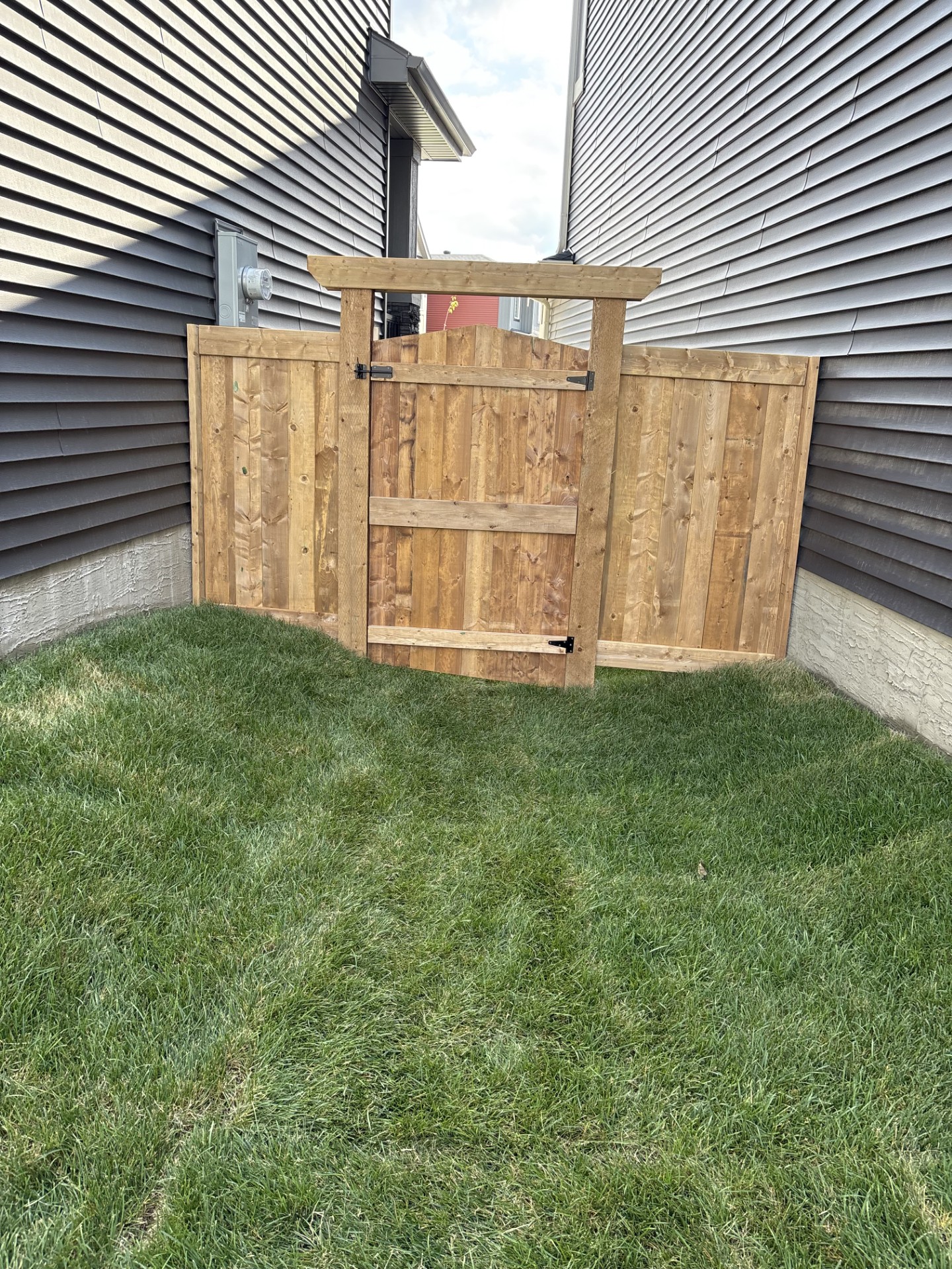 Fence door installation service in Edmonton